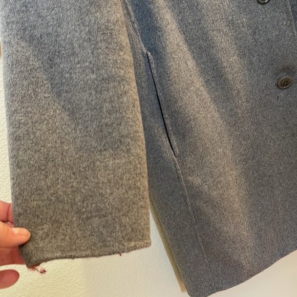 GAP Tall small Grey coat 50%wool, 50%polyester, in excellent condition. - Picture 4 of 8